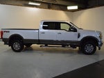 2017 F-250 Super Duty Thumbnail 2