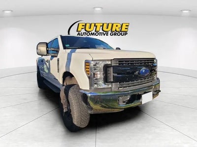 2018 Ford F-250 Super Duty 4X4 Limited 4DR Crew Cab 6.8 FT. SB Pickup