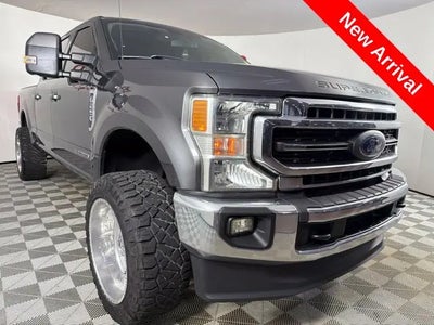 2020 Ford F-250 Super Duty 4X4 Lariat 4DR Crew Cab 6.8 FT. SB Pickup
