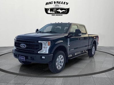 2022 Ford F-250 Super Duty 4X4 Lariat 4DR Crew Cab 6.8 FT. SB Pickup