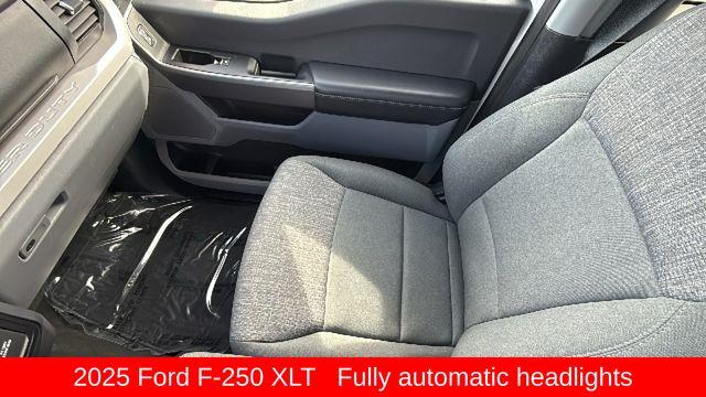 2025 Ford F-250 Super Duty XLT