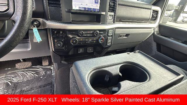2025 Ford F-250 Super Duty XLT