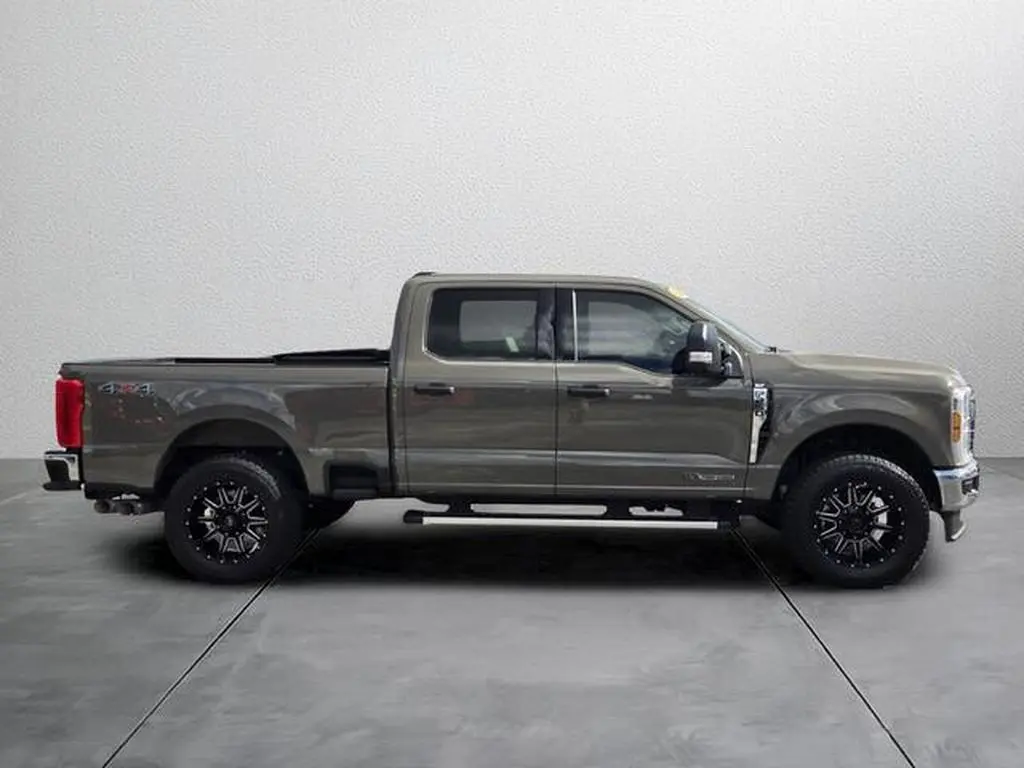 2026 Ford F-250 - $62,485