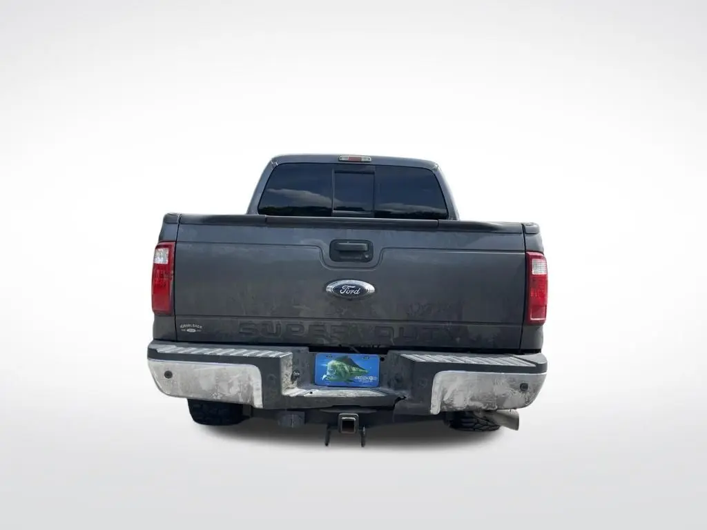 2015 Ford F-250 - $13,997