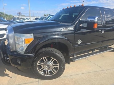 2016 Ford F-250 Super Duty 4X4 Platinum 4DR Crew Cab 8 FT. LB Pickup