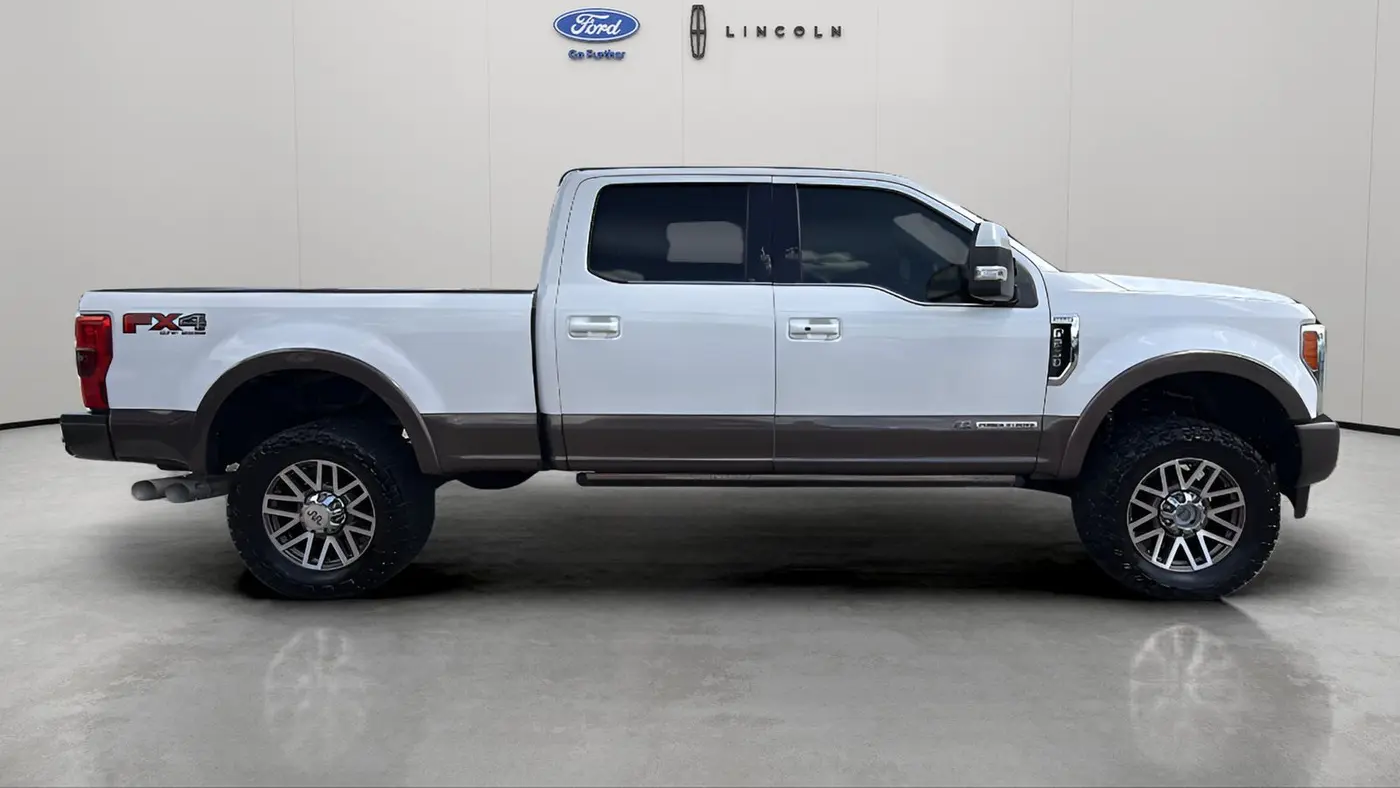 2017 Ford F-250 Super Duty XLT