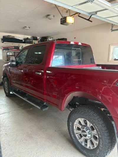 2017 Ford F-250 Super Duty 4X4 Lariat 4DR Crew Cab 8 FT. LB Pickup