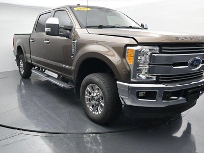 2017 Ford F-250 Super Duty 4X4 Lariat 4DR Crew Cab 6.8 FT. SB Pickup