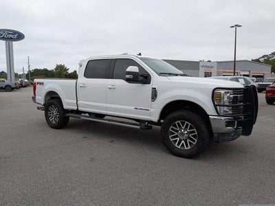 2019 Ford F-250 Super Duty 4X4 Lariat 4DR Crew Cab 6.8 FT. SB Pickup
