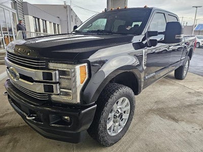 2019 Ford F-250 Super Duty 4X4 Limited 4DR Crew Cab 6.8 FT. SB Pickup