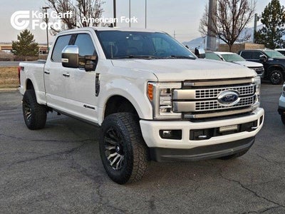2019 Ford F-250 Super Duty 4X4 King Ranch 4DR Crew Cab 6.8 FT. SB Pickup