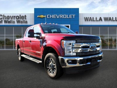 2019 Ford F-250 Super Duty 4X4 Lariat 4DR Crew Cab 6.8 FT. SB Pickup
