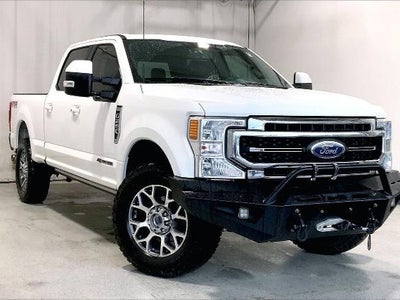 2022 Ford F-250 Super Duty 4X4 Lariat 4DR Crew Cab 6.8 FT. SB Pickup