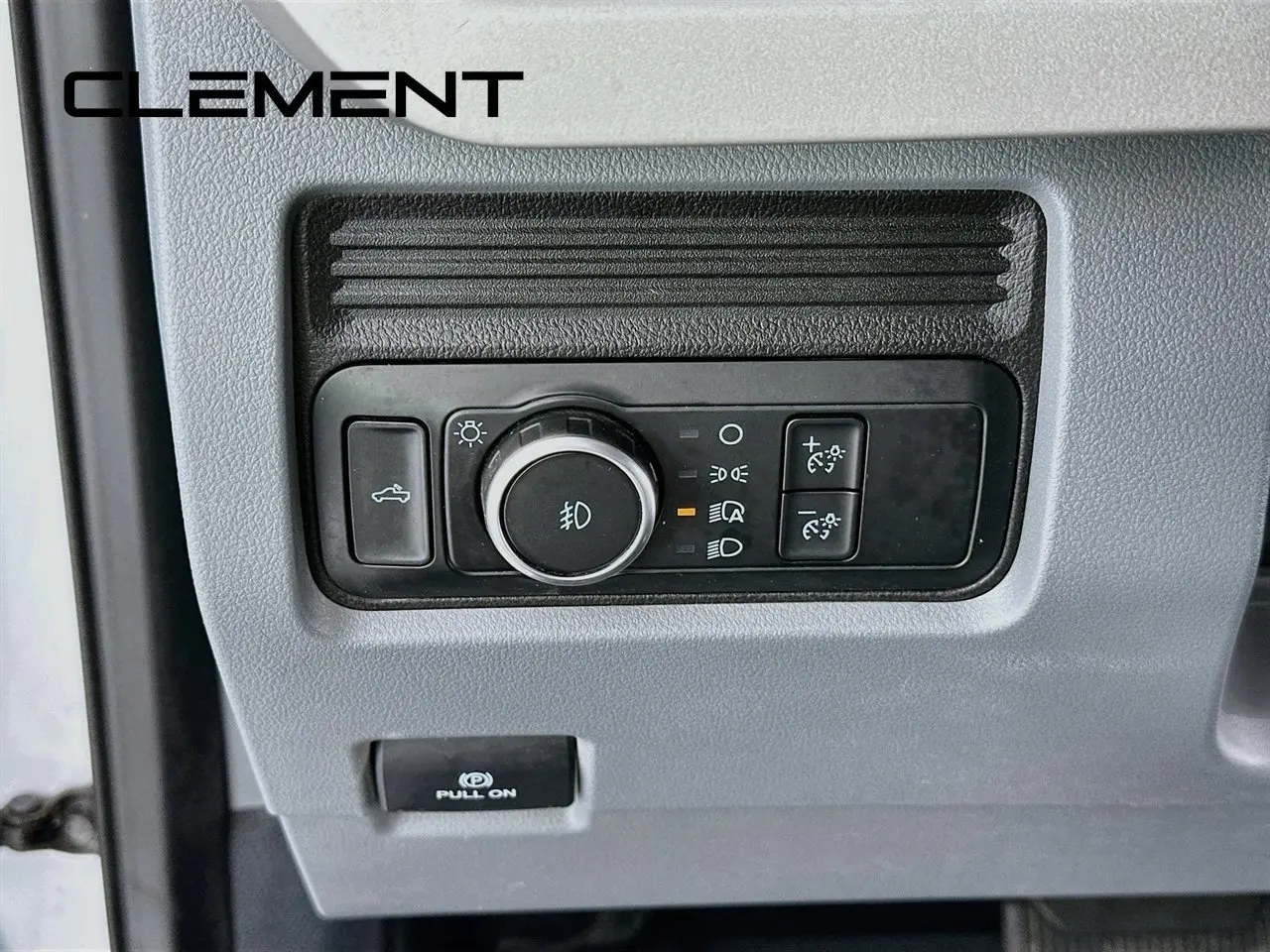 2024 Ford F-250 - $49,098