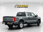 2024 F-250 Super Duty Thumbnail 4