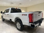 2024 F-250 Super Duty Thumbnail 3