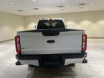 2024 F-250 Super Duty Thumbnail 4