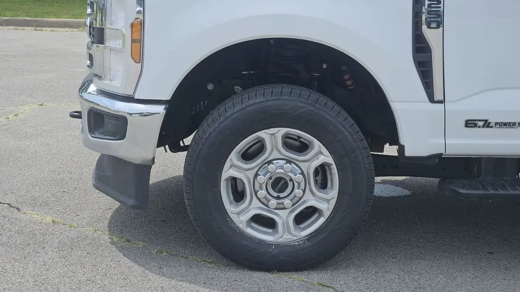 2025 Ford F-250 Super Duty XLT