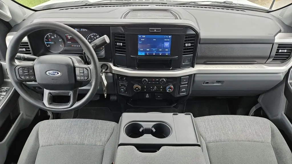 2025 Ford F-250 Super Duty XLT