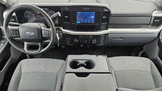 2025 Ford F-250 Super Duty XLT