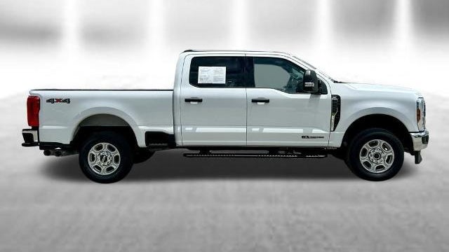 2025 Ford F-250 Super Duty Platinum
