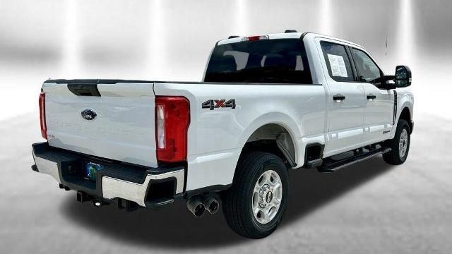 2025 Ford F-250 Super Duty Platinum