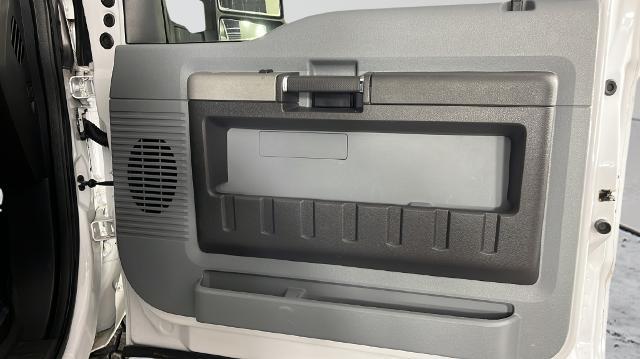 2016 Ford F-250 - $33,495