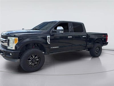 2017 Ford F-250 Super Duty 4X4 XLT 4DR Crew Cab 6.8 FT. SB Pickup