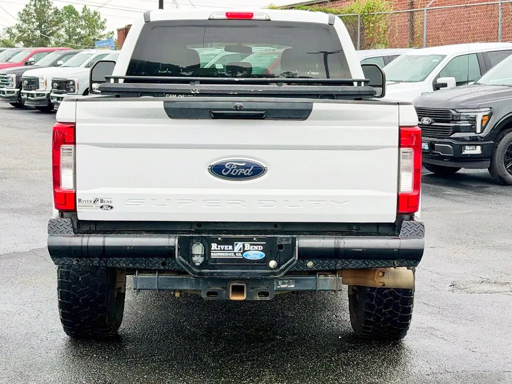 2017 Ford F-250 - $36,895
