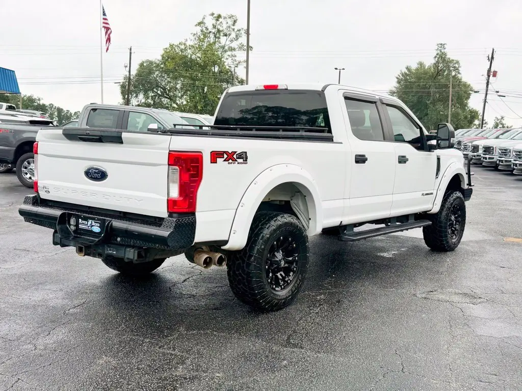 2017 Ford F-250 - $36,895