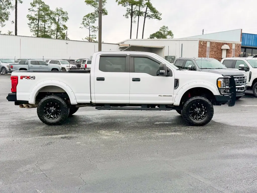 2017 Ford F-250 - $36,895