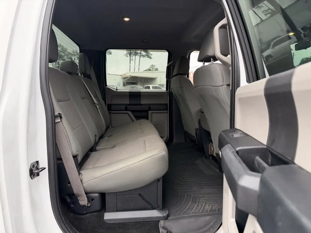 2017 Ford F-250 - $36,895