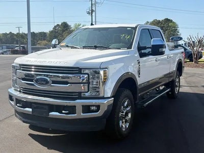 2019 Ford F-250 Super Duty 4X4 Lariat 4DR Crew Cab 6.8 FT. SB Pickup