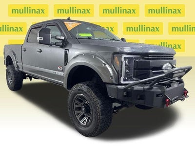 2019 Ford F-250 Super Duty 4X4 Lariat 4DR Crew Cab 6.8 FT. SB Pickup