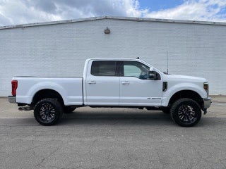 2019 Ford F-250 Super Duty with Oxford White Exterior