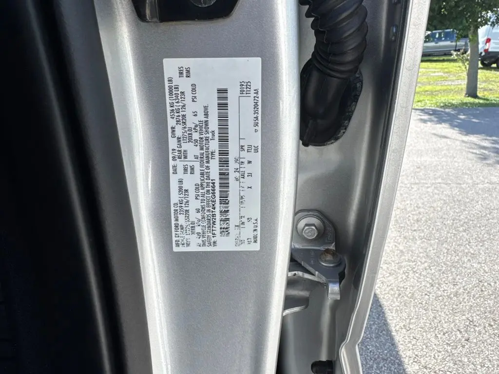 2019 Ford F-250 - $43,997