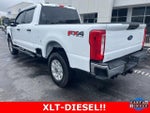 2023 F-250 Super Duty Thumbnail 2