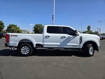 2024 F-250 Super Duty Thumbnail 3
