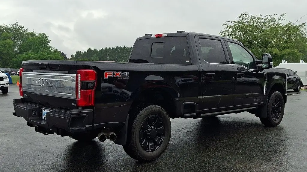 2024 Ford F-250 Super Duty Platinum