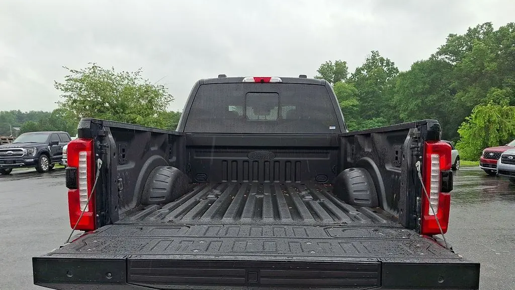 2024 Ford F-250 Super Duty Platinum