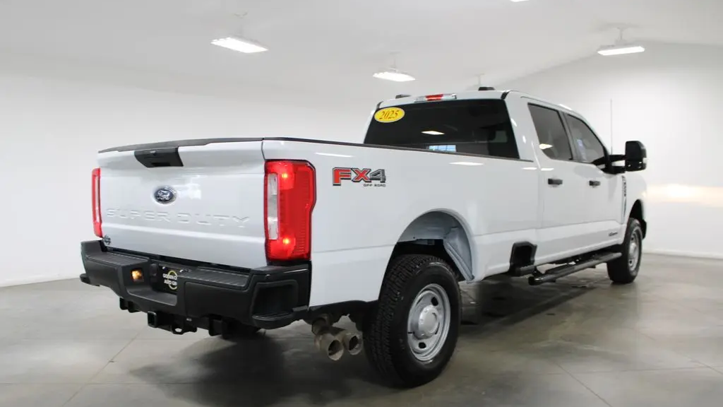2025 Ford F-250 Super Duty XLT