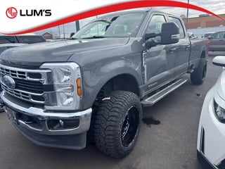 2025 Ford F-250 Super Duty with Carbonized Gray Metallic Exterior