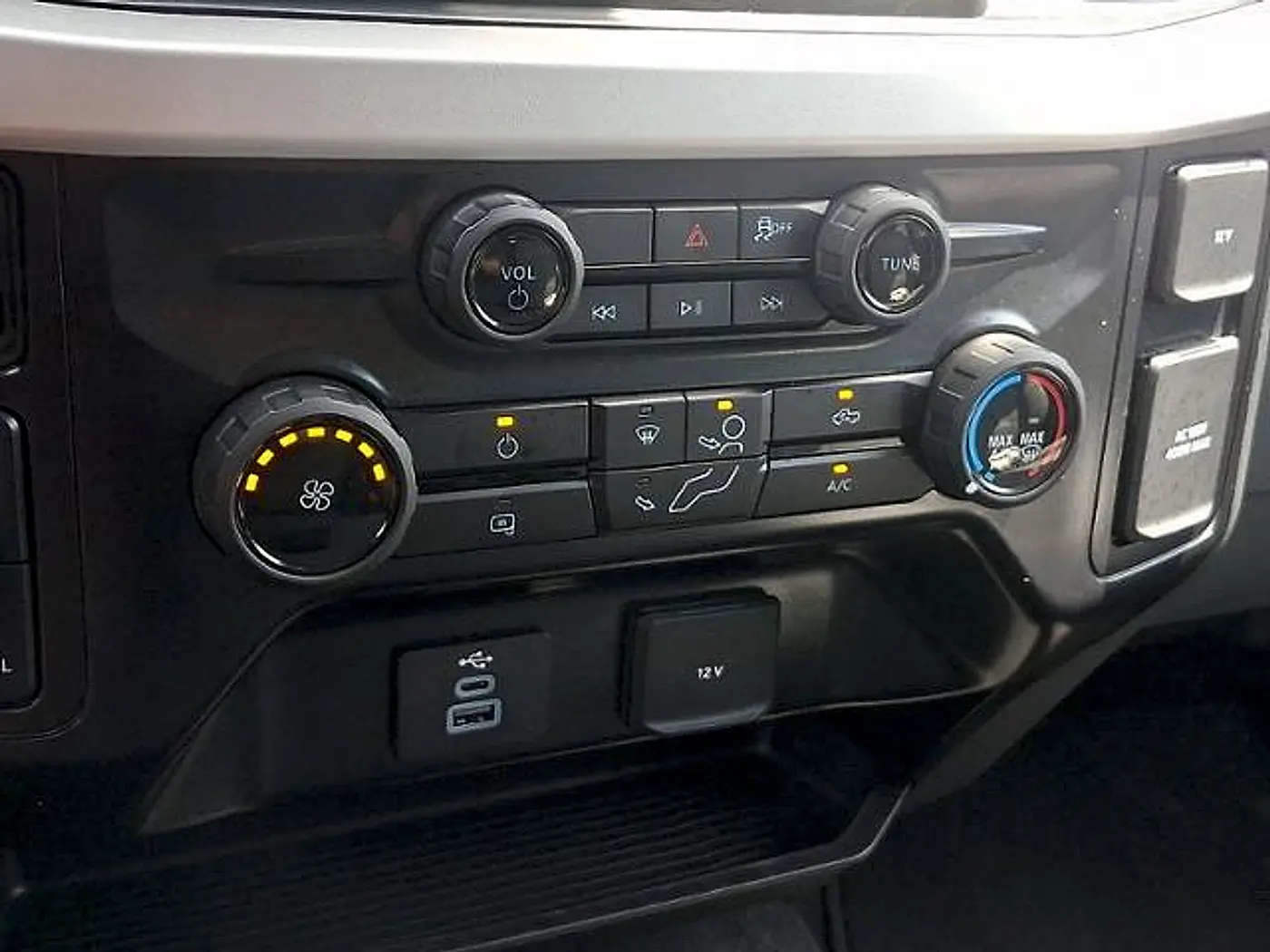 2025 Ford F-250 - $55,555