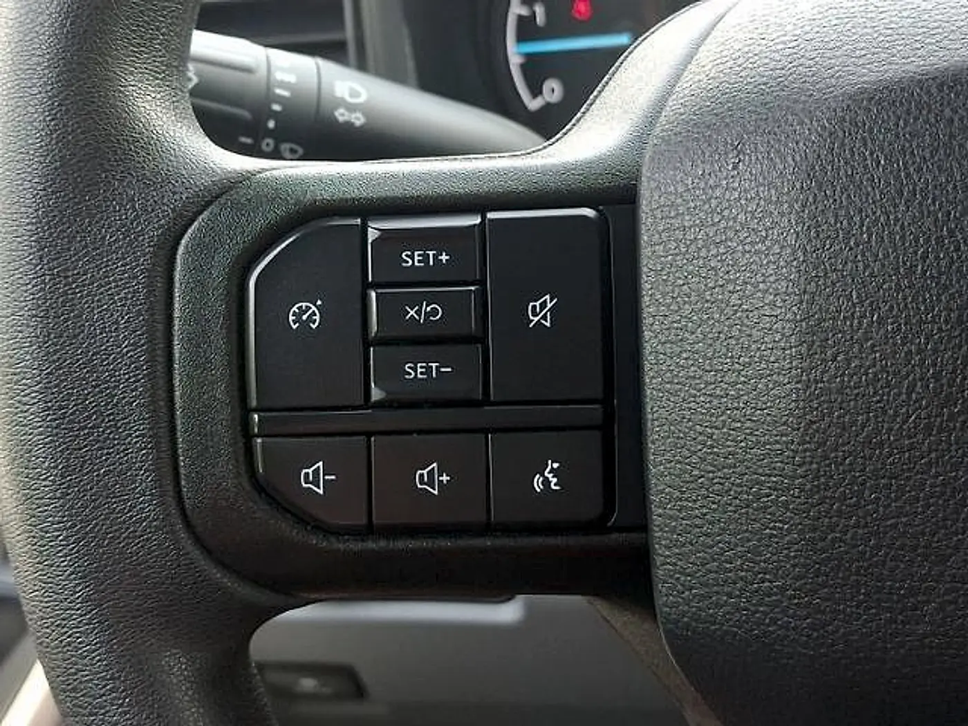 2025 Ford F-250 - $55,555