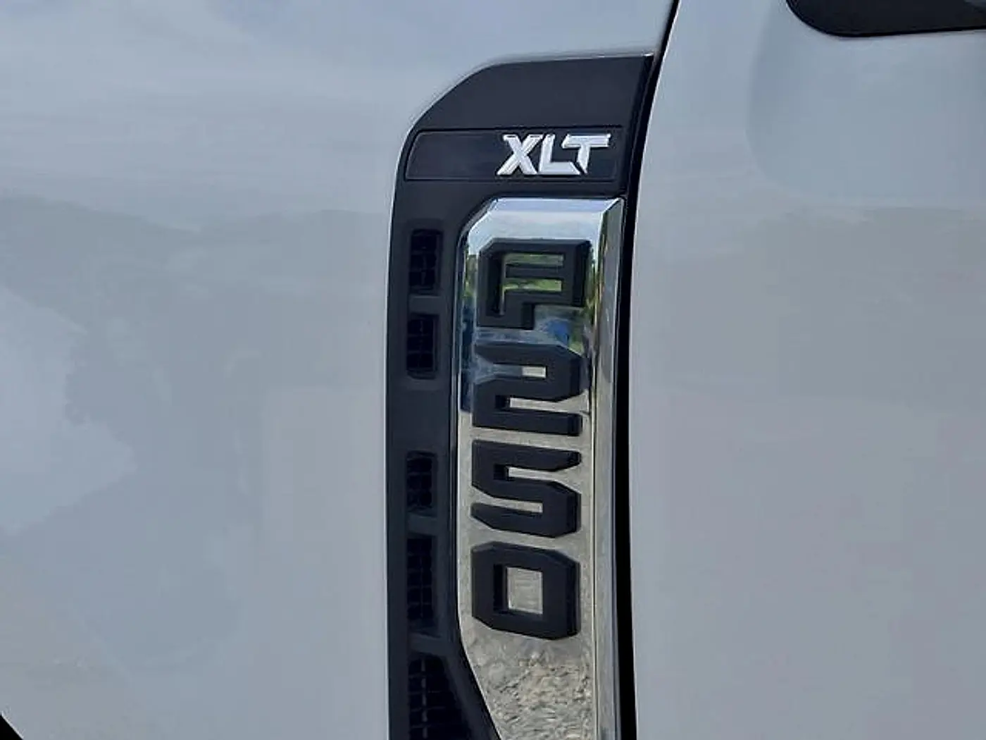 2025 Ford F-250 - $55,555