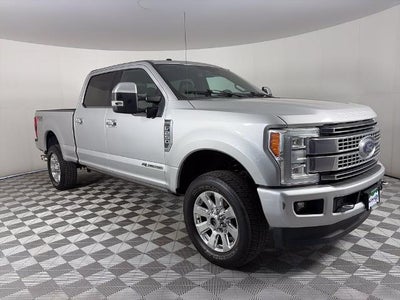 2017 Ford F-250 Super Duty 4X4 Platinum 4DR Crew Cab 8 FT. LB Pickup