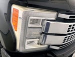 2017 F-250 Super Duty Thumbnail 12