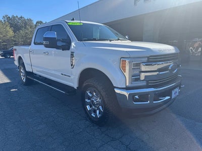 2019 Ford F-250 Super Duty 4X4 Lariat 4DR Crew Cab 6.8 FT. SB Pickup