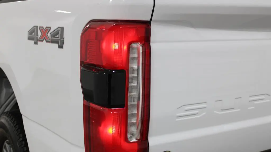 2024 Ford F-250 Super Duty Platinum