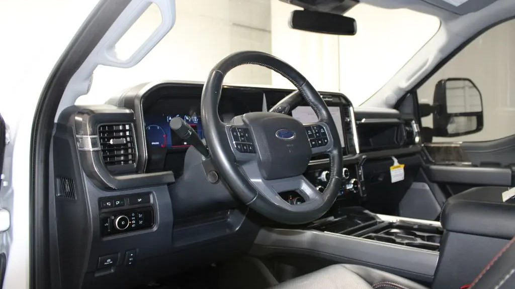 2024 Ford F-250 Super Duty Platinum